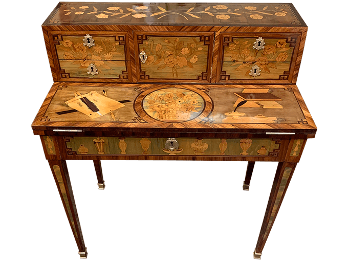 Après restauration. Bonheur du jour d'époque Louis XVI. Attribué à Topino Après restauration. Bonheur du jour d'époque Louis XVI. Attribué à Topino