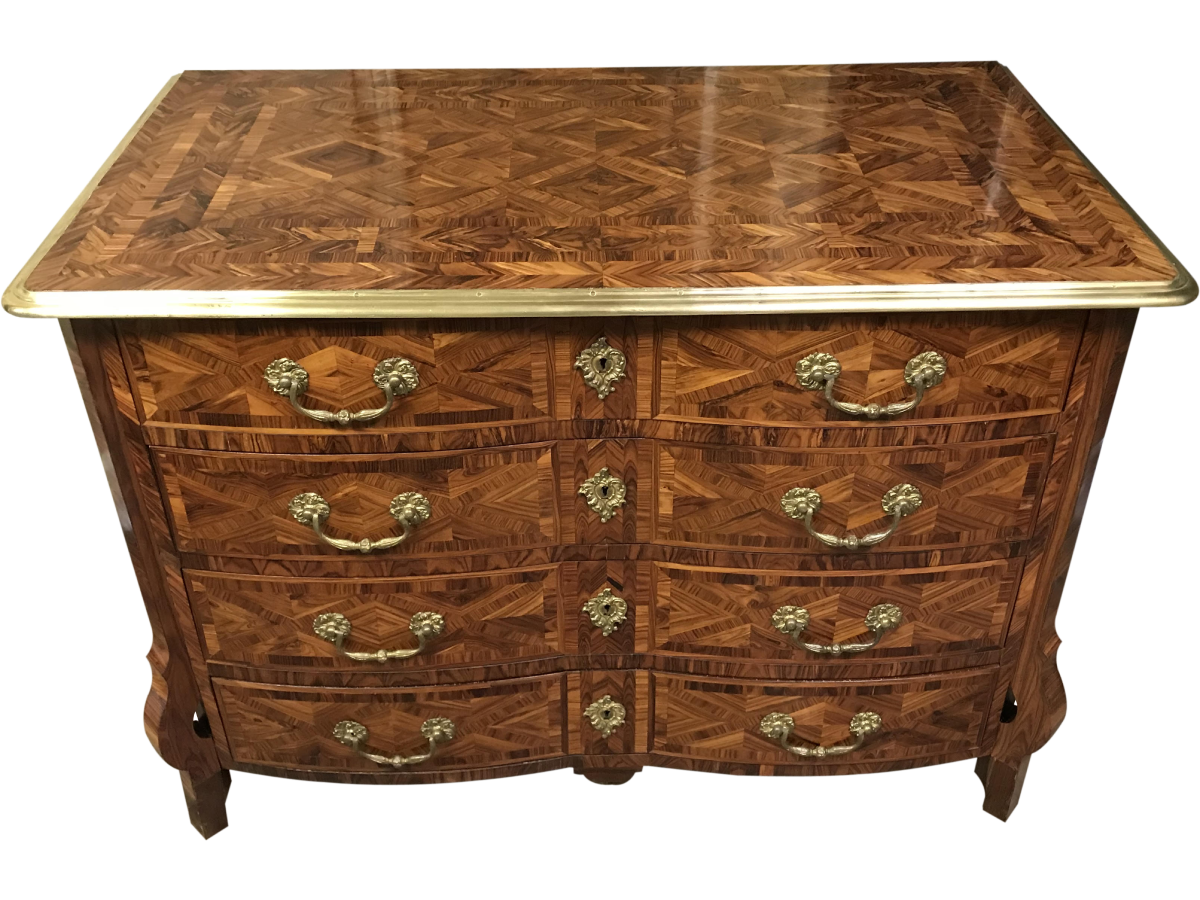 Après restauration. Commode d'époque Louis XIV Après restauration. Commode d'époque Louis XIV