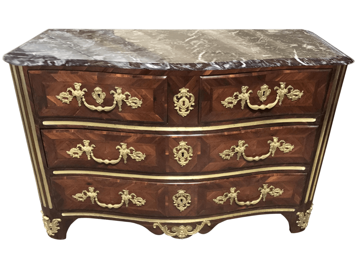Après restauration. Commode d'époque Louis XIV Après restauration. Commode d'époque Louis XIV