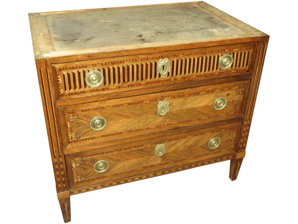Après restauration. Commode Louis XVI Après restauration. Commode Louis XVI