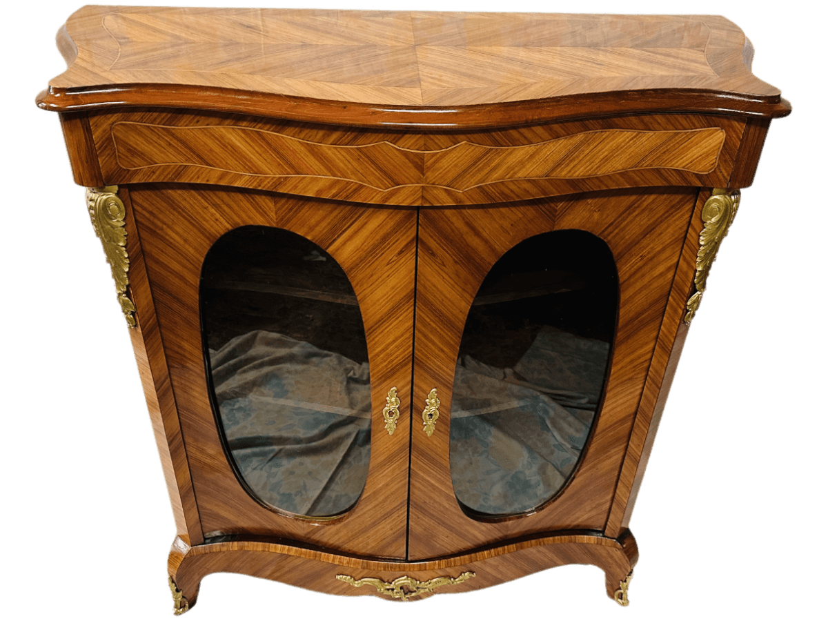 Après restauration. Meuble d'appui fin XIX ème siècle Après restauration. Meuble d'appui fin XIX ème siècle